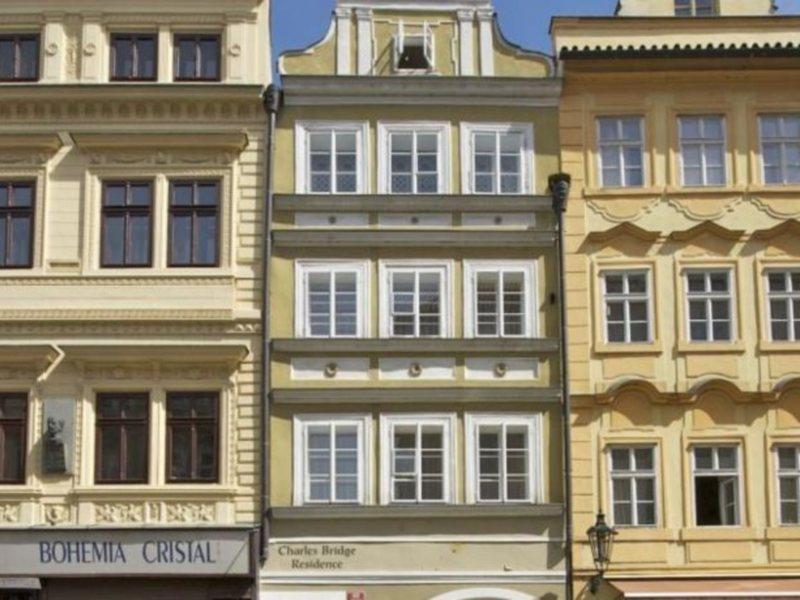 Charles Bridge Bed And Breakfast Praha Bagian luar foto